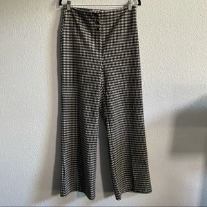 Anne Taylor houndstooth flared pant